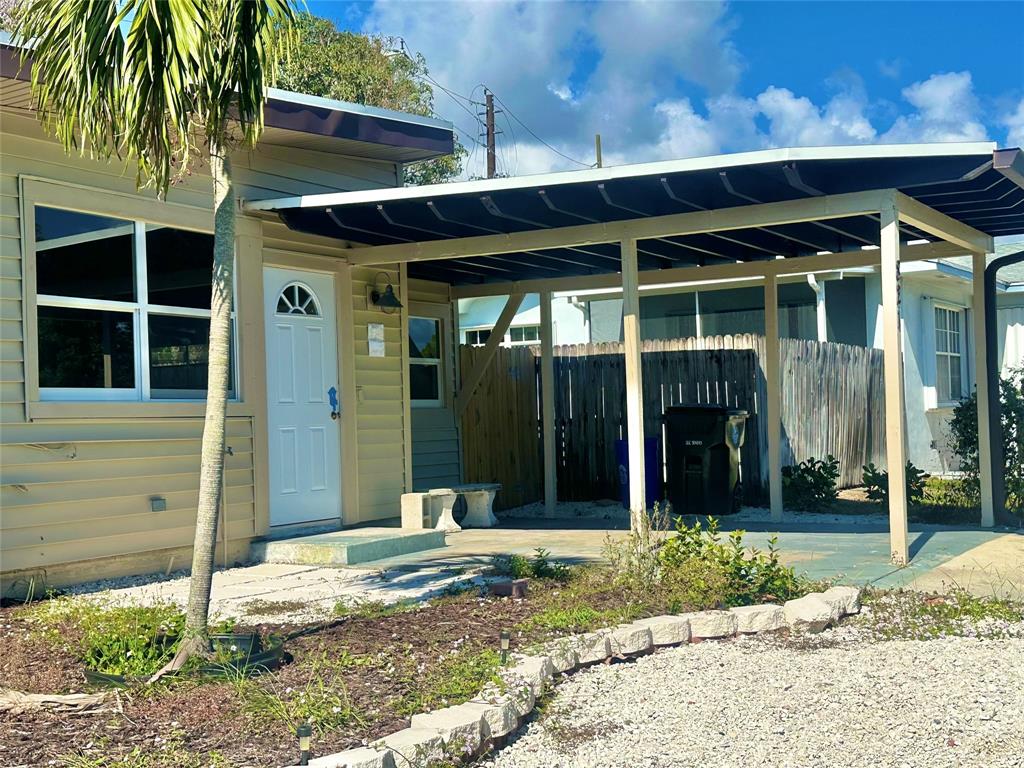 Lake Worth Beach Condo: 821 North B Street