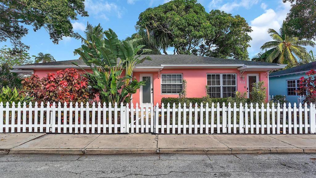 Lake Worth Beach Condo: 802 North J Street