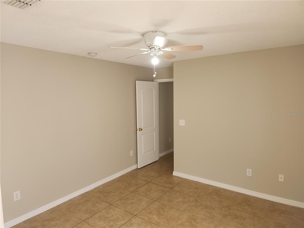 Poinciana Condo: 1405 Teal Court