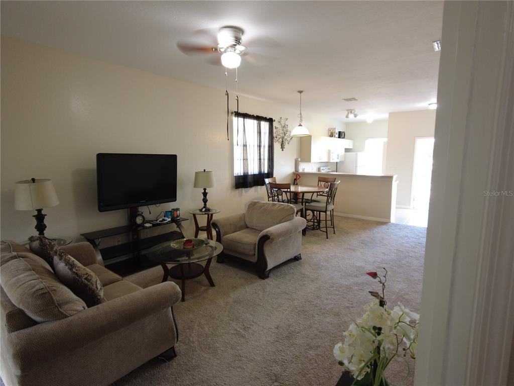 Kissimmee Condo: 1202 Lake Marion Golf Resort