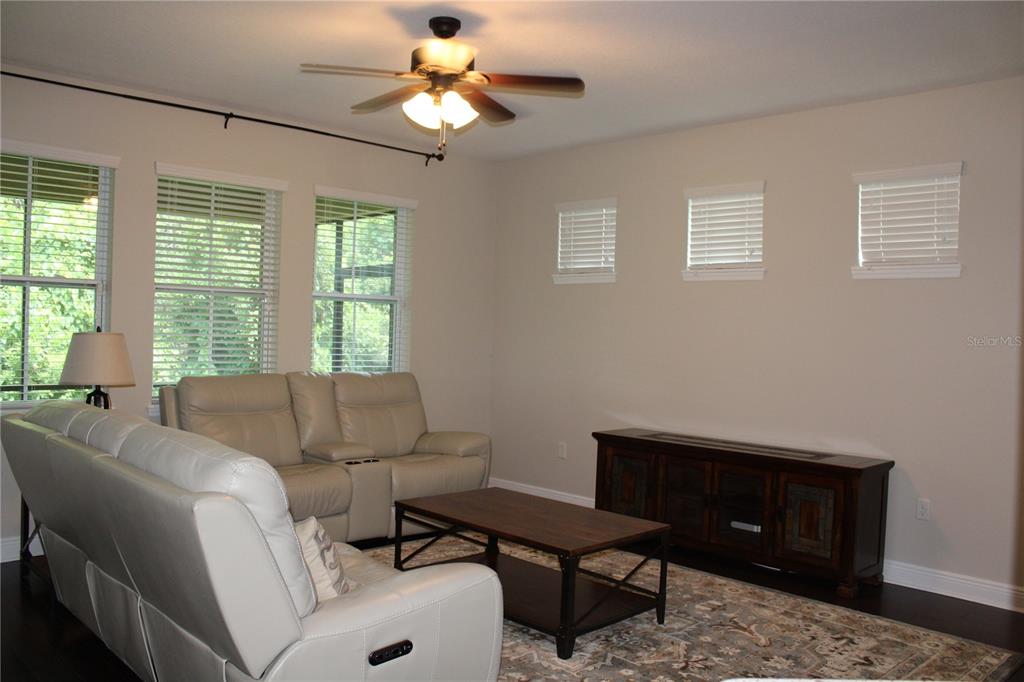 Tampa Condo: 131 Villa Preserve Avenue