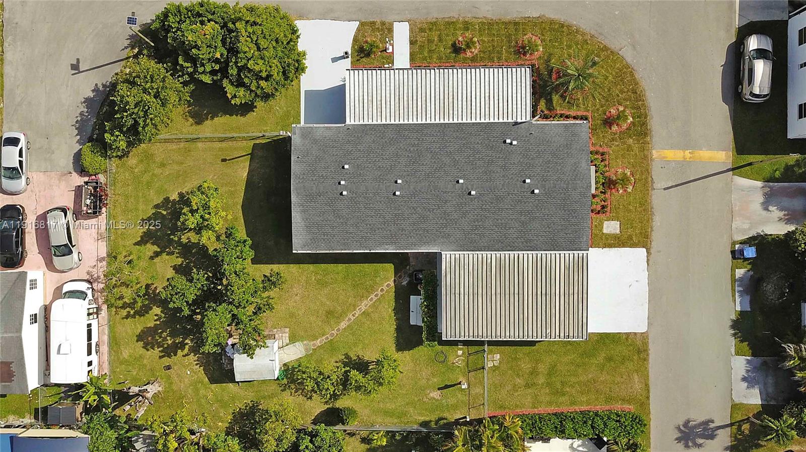 Miami Condo: 19800 Southwest 180th Avenue