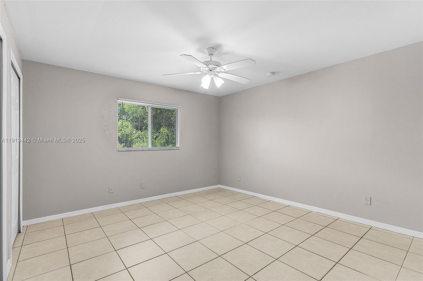 Lehigh Acres Condo: 2412 Millie Avenue South