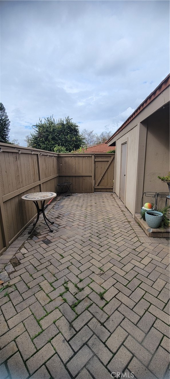 Tustin Condo: 2352 Dahlia Drive