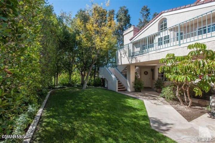 Moorpark Condo: 610 Charles Street