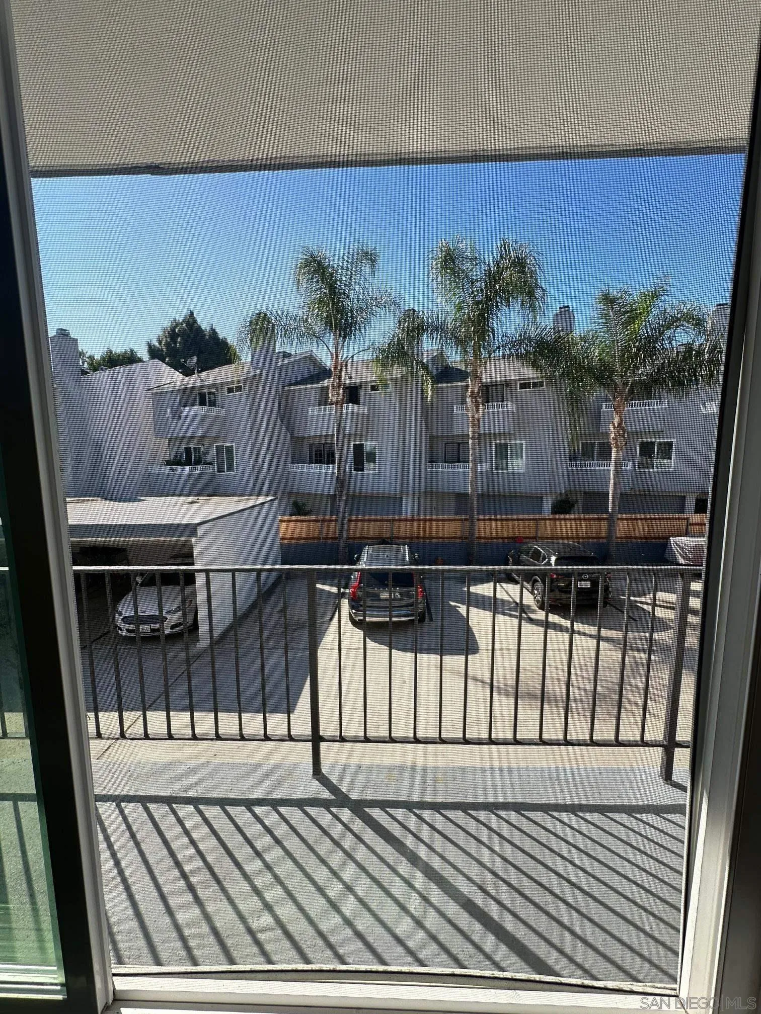 San Diego Condo: 2006 Diamond Street