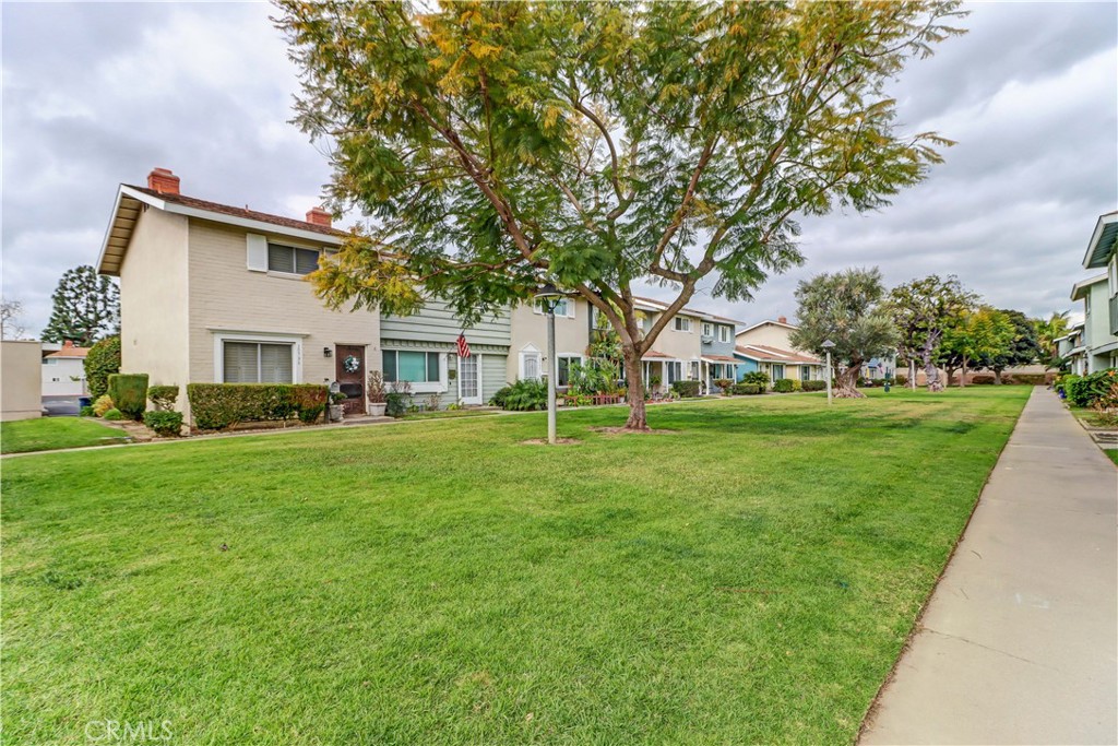 Huntington Beach Condo: 19788 Cambridge Lane
