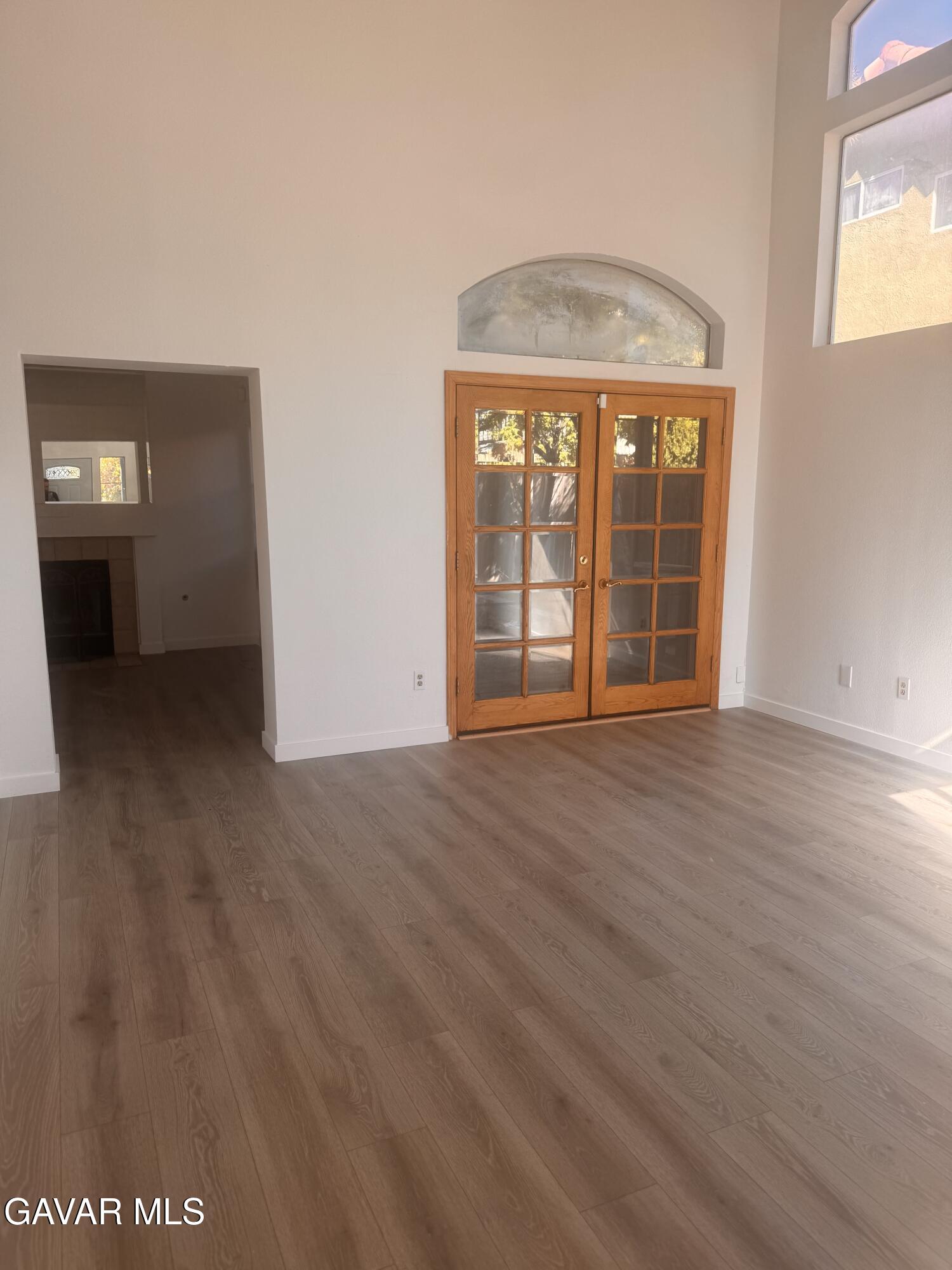 Lancaster Condo: 2255 Av. Del Mar