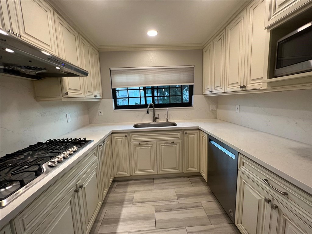 Arcadia Condo: 428 West Huntington Drive