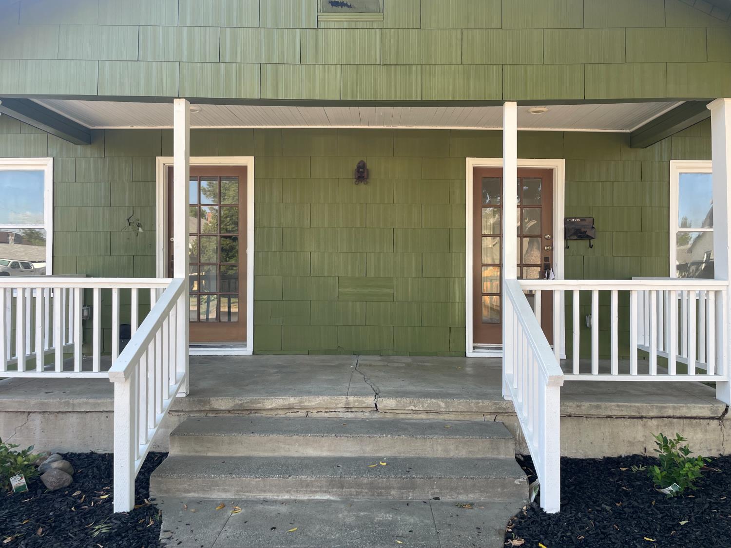 Woodland Condo: 448 Grand Avenue