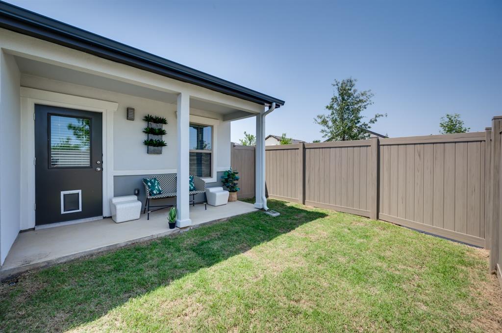 McKinney Condo: 8212 Palace Avenue