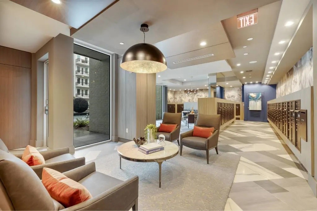 Houston Condo: 1317 Post Oak Park Drive