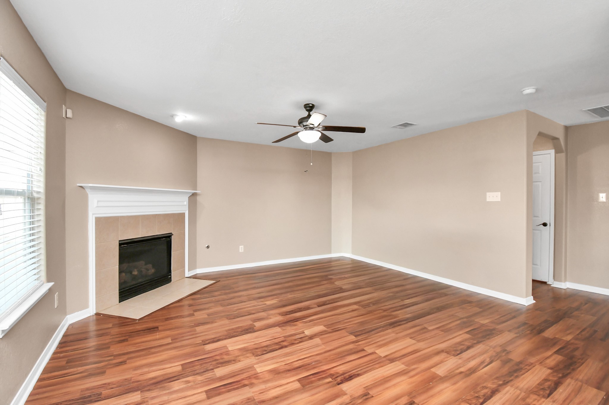 Rosenberg Condo: 1118 Desert Palms Lane