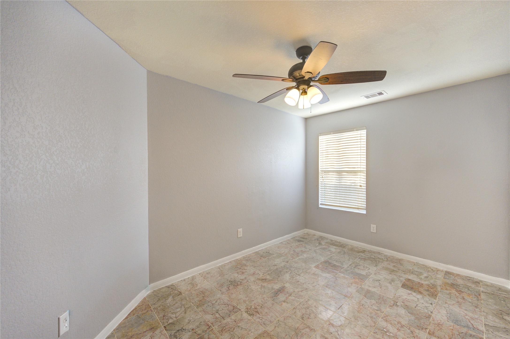 Rosenberg Condo: 2102 Indian Clearing Trail