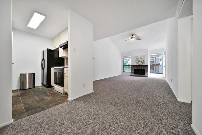 Houston Condo: 7900 North Stadium Drive