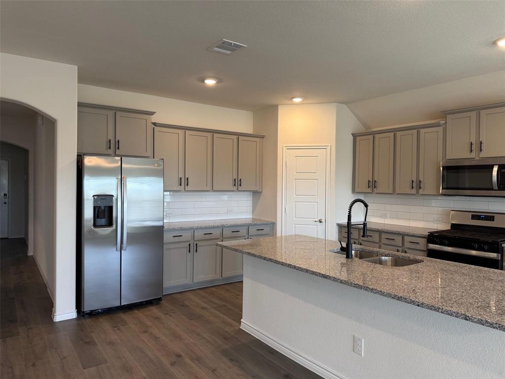 Aubrey Condo: 10314 Echo Brk Lane