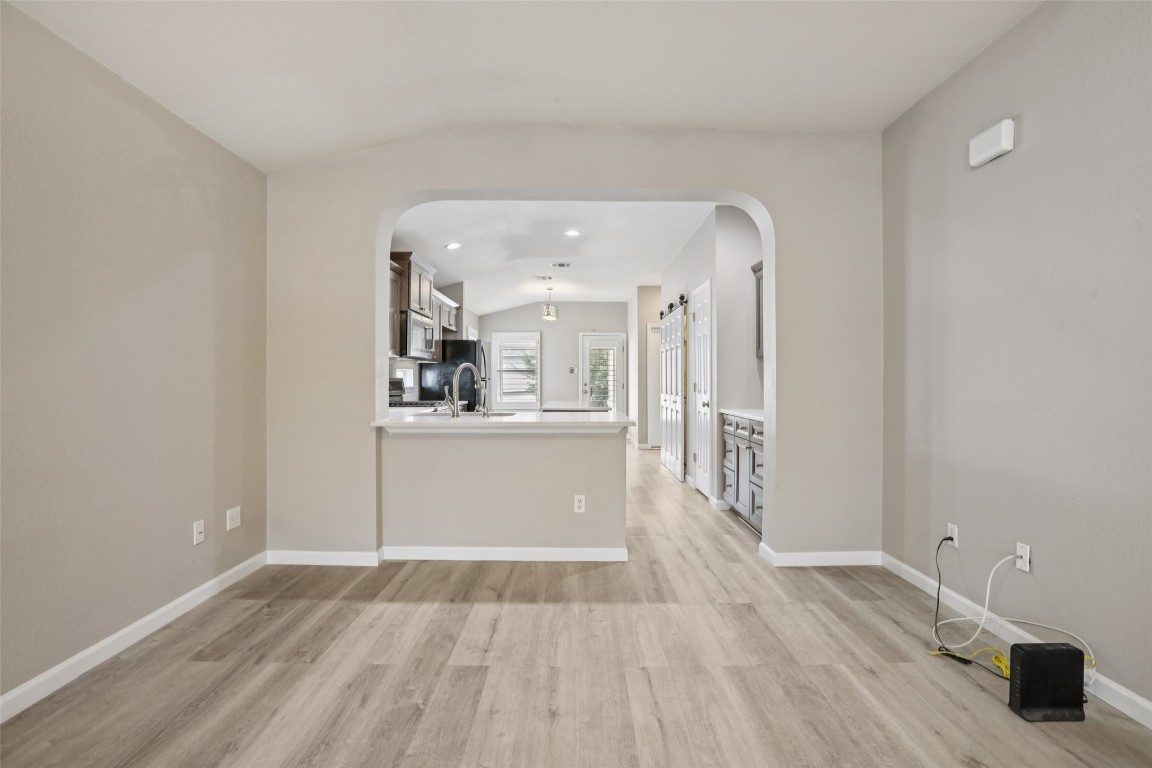 Kyle Condo: 4937 Hartson