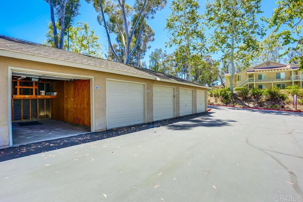 Vista Condo: 237 Diamond Way