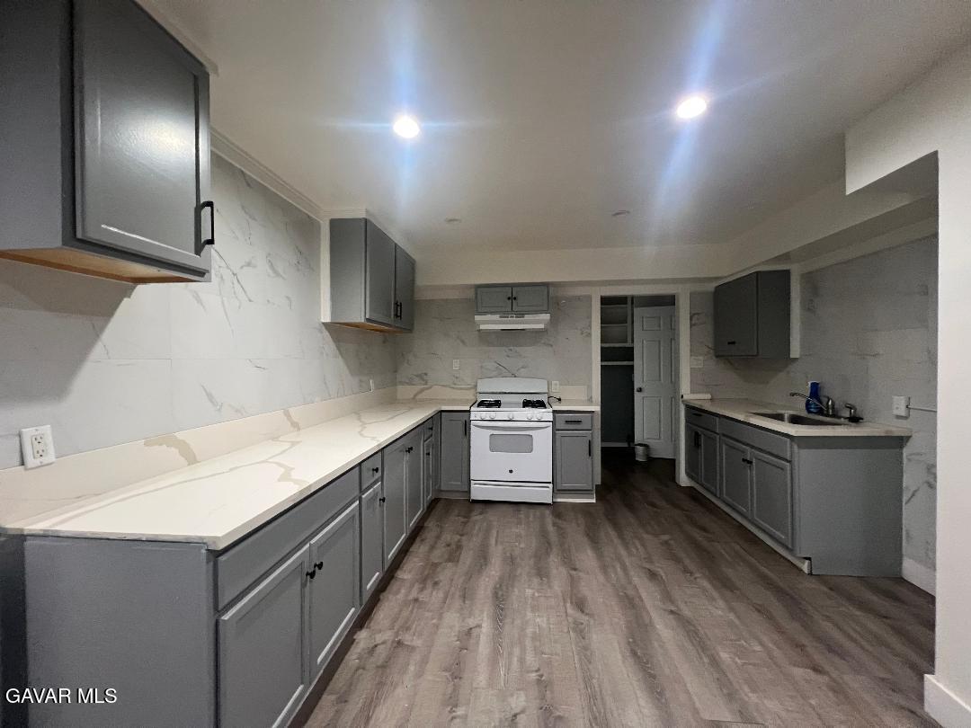 Lancaster Condo: 44514 Lowtree Avenue