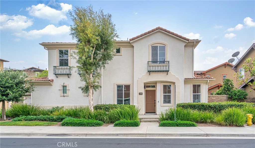Tustin Condo: 311 Nimbus
