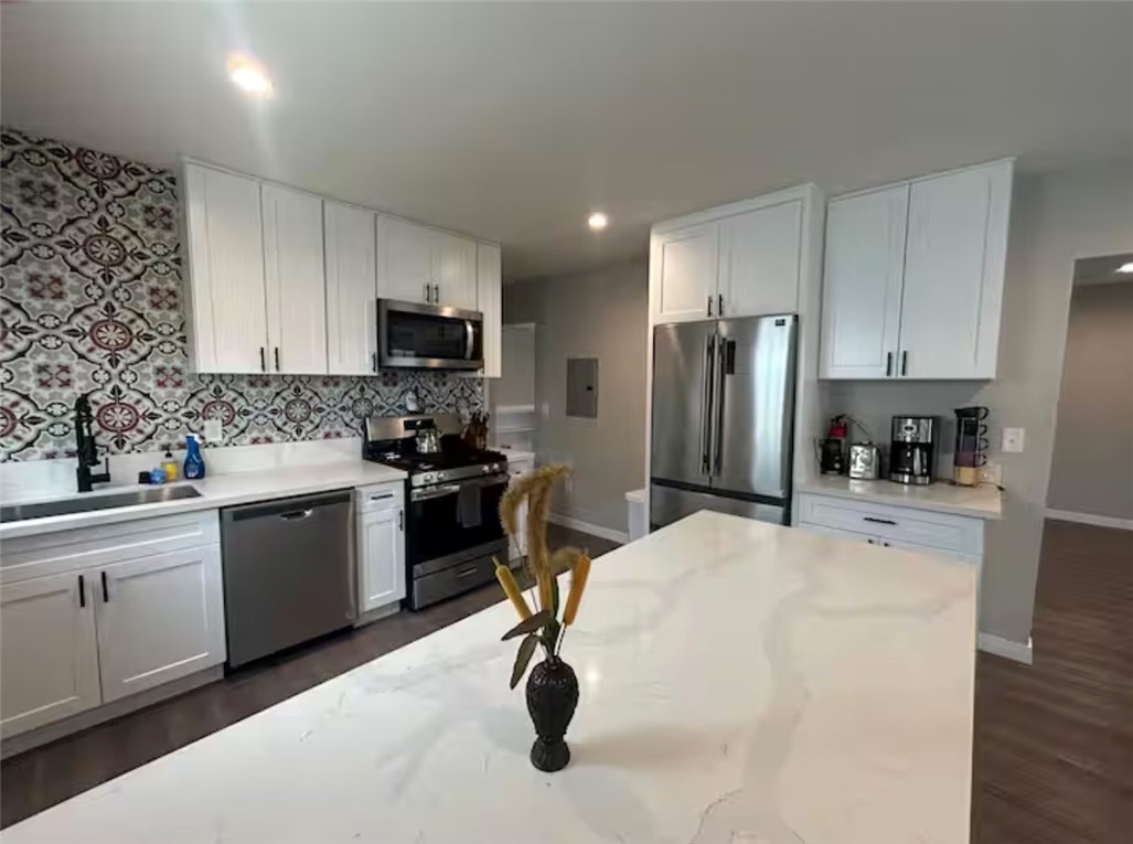 Orange Condo: 181 North Waverly Street