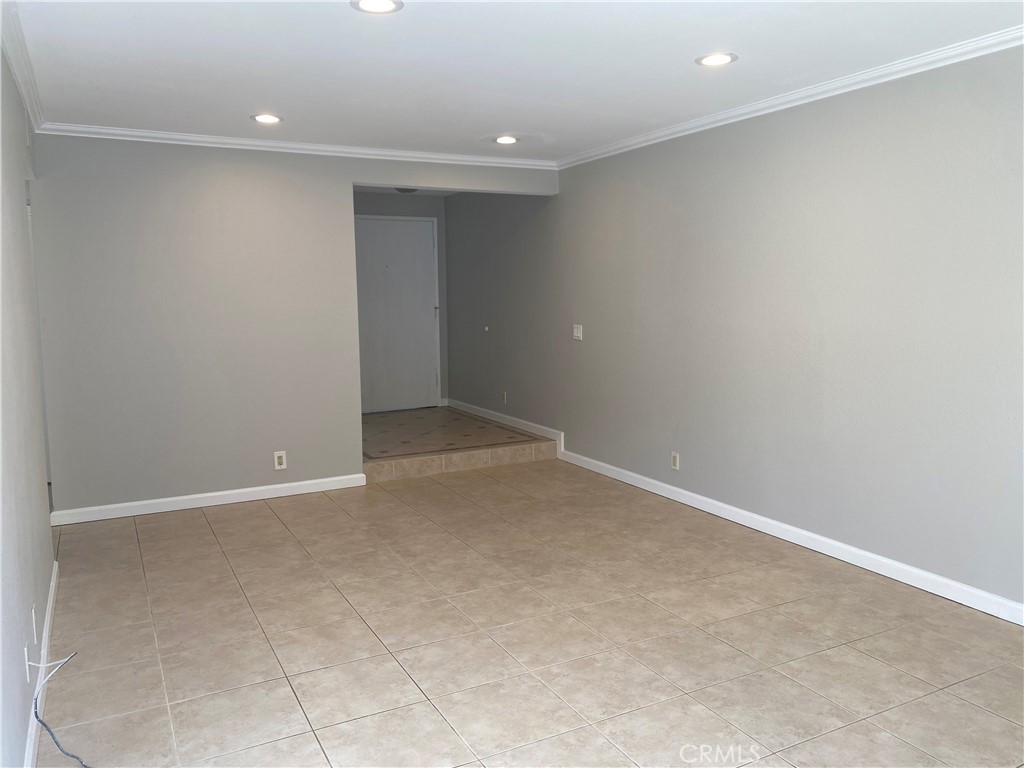 La Jolla Condo: 8088 Caminito Mallorca