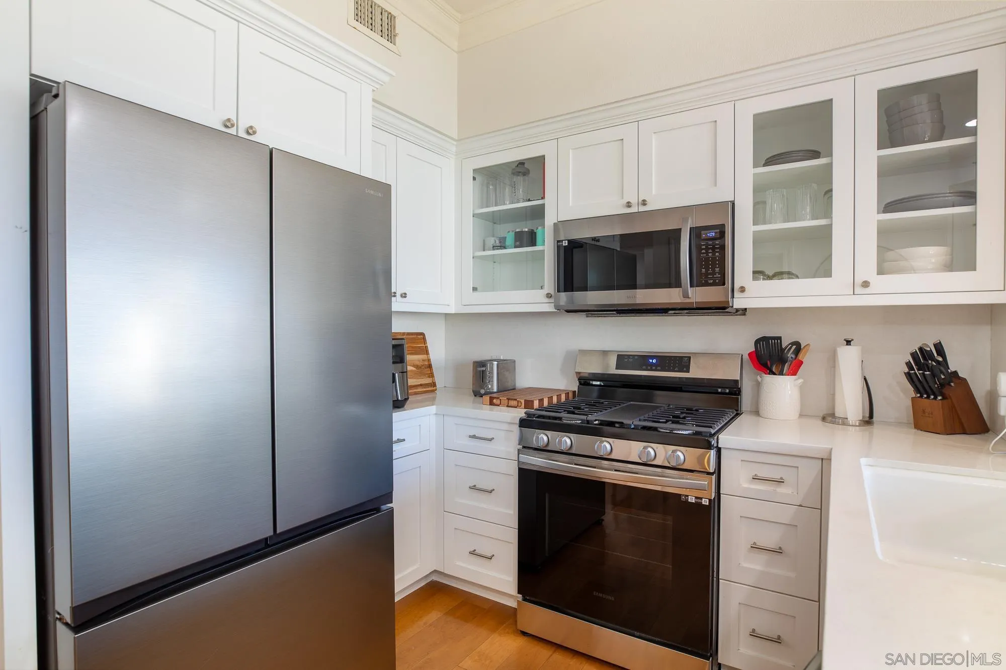San Diego Condo: 445 Island Avenue
