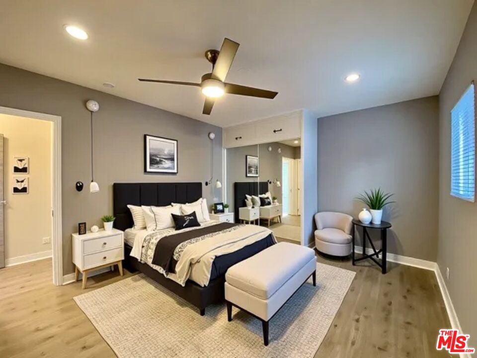 Los Angeles Condo: 1217 North Virgil Avenue