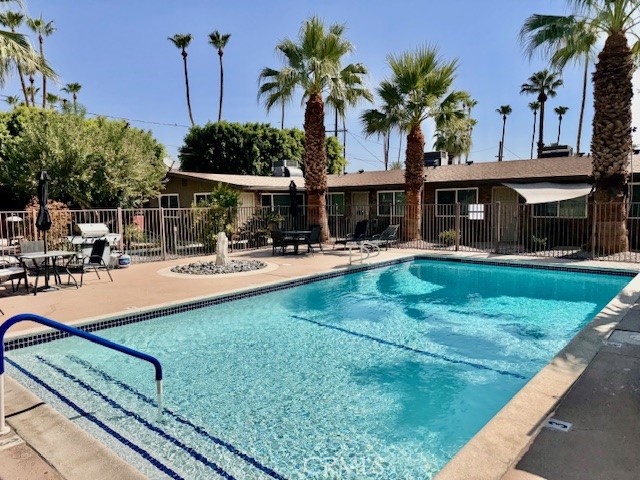 Palm Desert Condo: 74402 Abronia