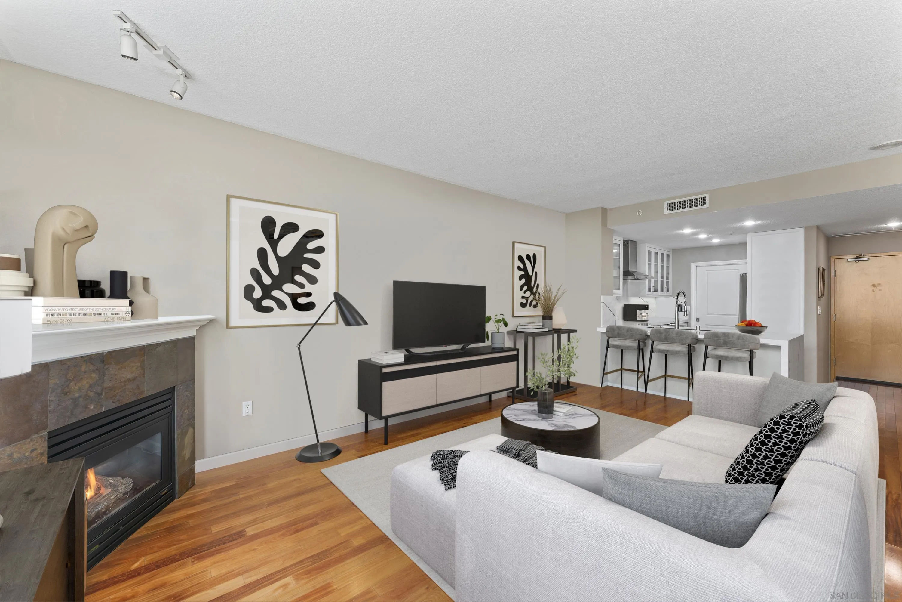 San Diego Condo: 850 Beech Street