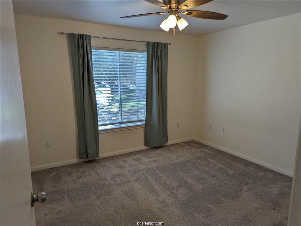 College Station Condo: 521 Southwest Parkway