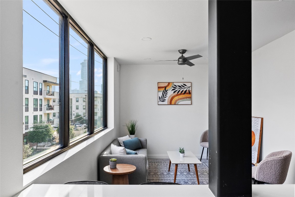 Austin Condo: 1800 East 4th Street