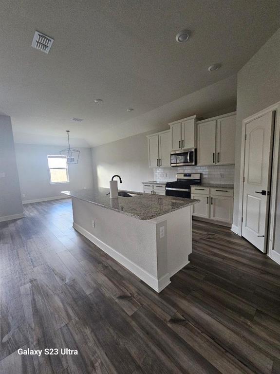 Anna Condo: 608 Brookside Drive