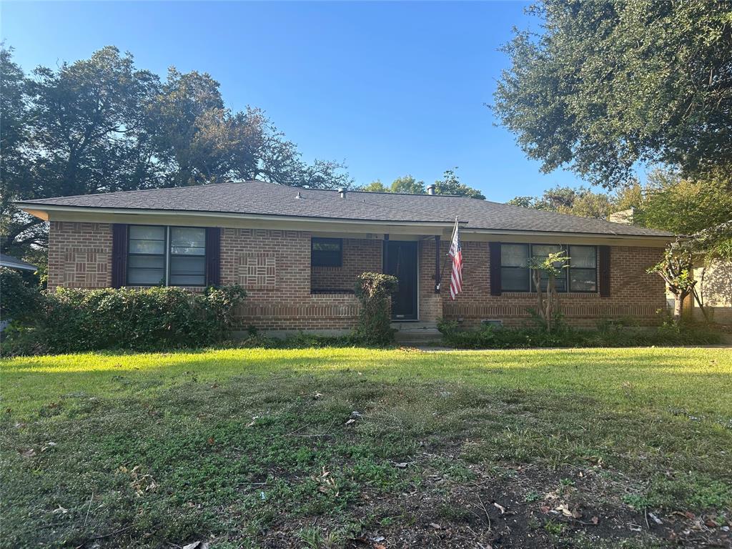 Dallas Condo: 8051 Fall River Drive