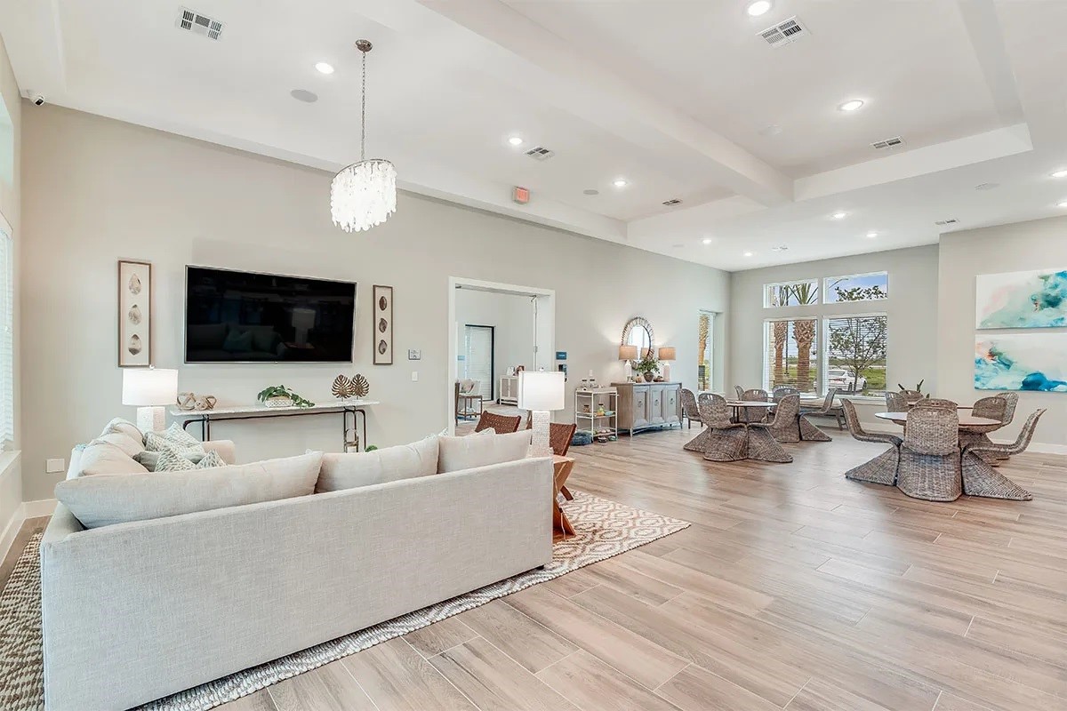 Texas City Condo: 3301 Gulf Freeway