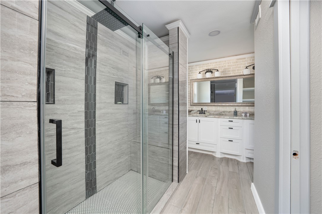 Corpus Christi Condo: 6402 Clearlake Circle