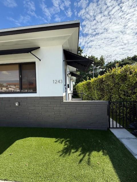 Miami Condo: 1243 Southwest 30th Place