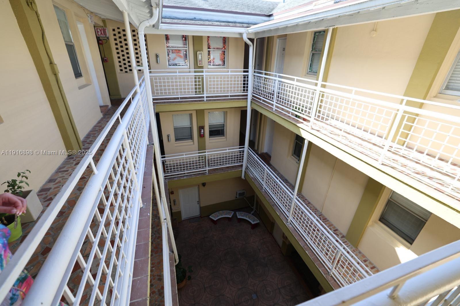 Miami Condo: 2300 West Flagler Street