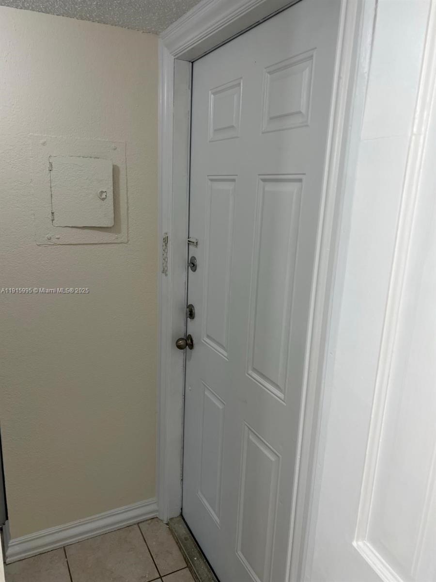 Hallandale Beach Condo: 1300 Moffett Street