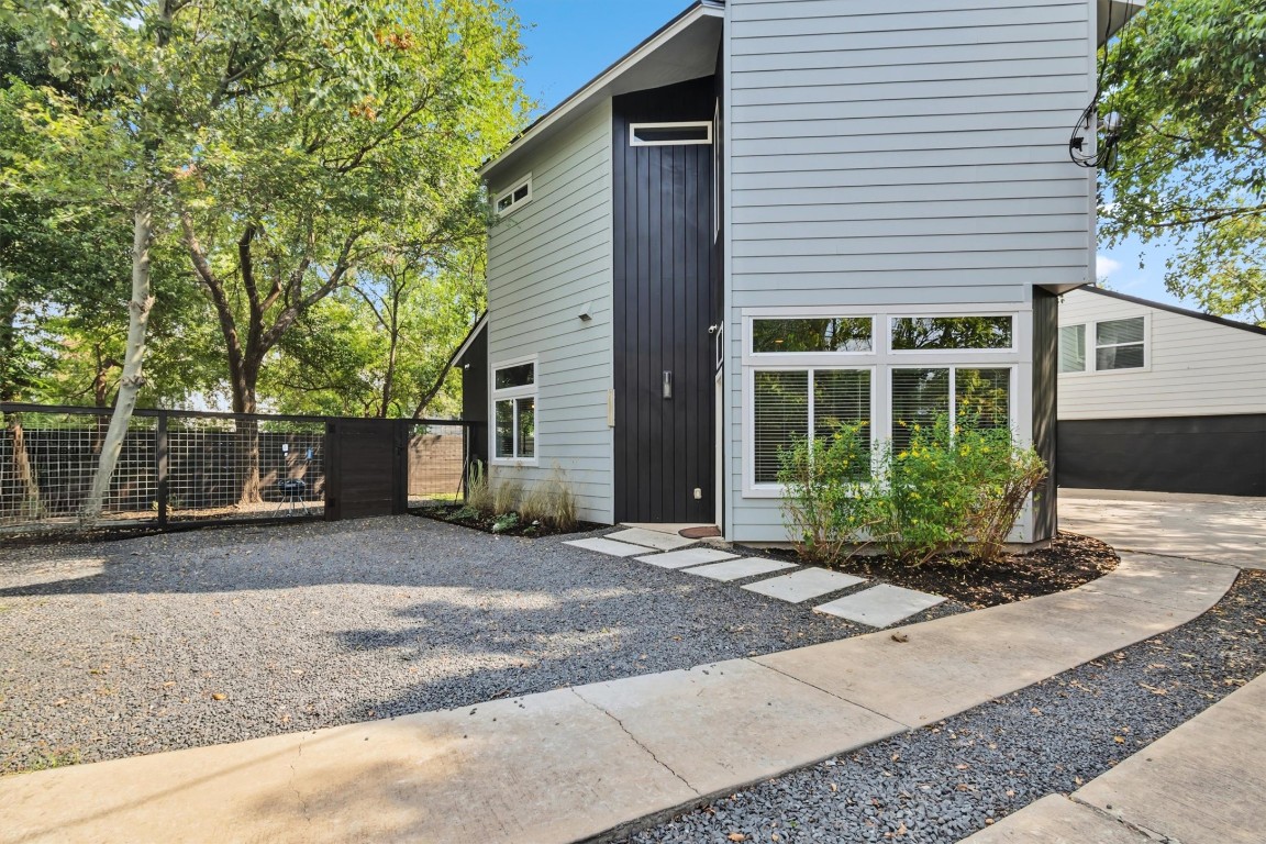 Austin Condo: 5609 Tura Lane