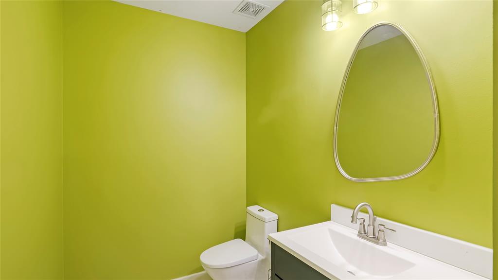 Sunrise Condo: 9800 Northwest 19th Place