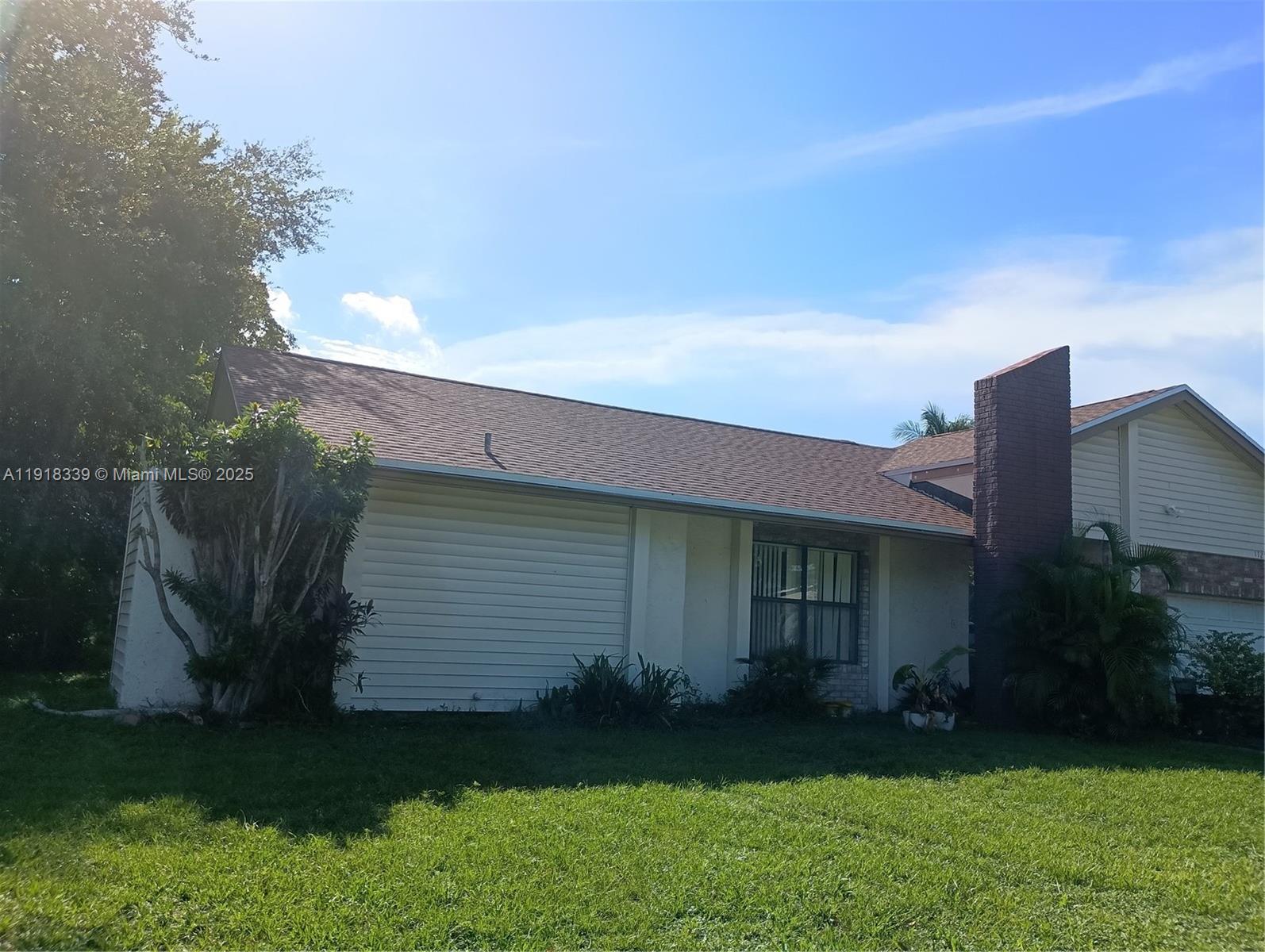 Plantation Condo: 1125 Northwest 78th Avenue