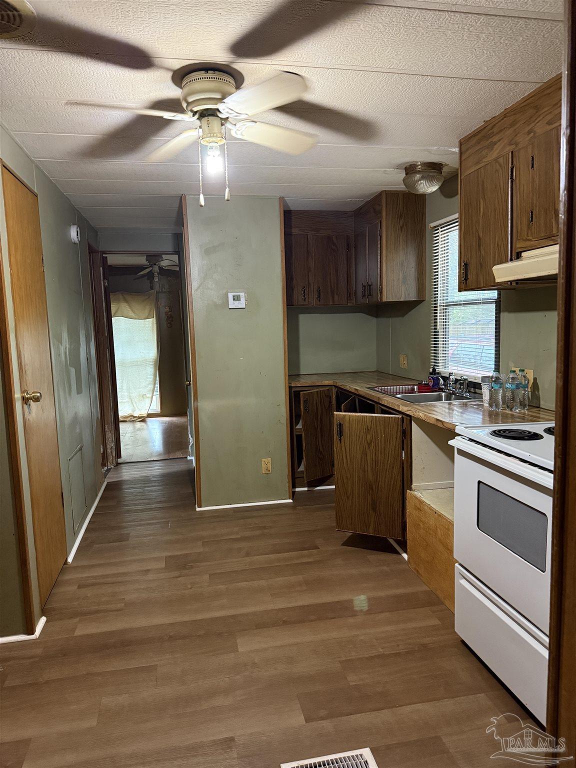 Cantonment Condo: 2866 Pine Forest Road