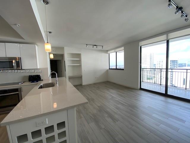 Miami Condo: 999 Southwest 1st Avenue