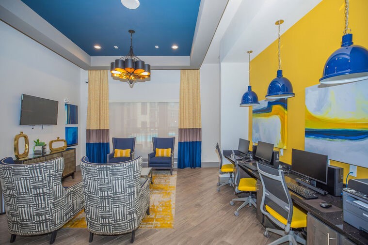 Humble Condo: 9393 Fm 1960 Bypass Road West