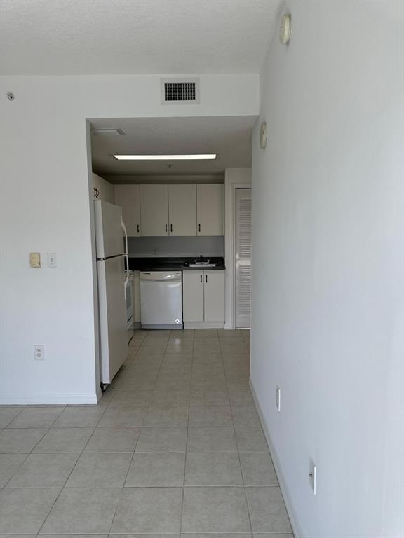 Miami Condo: 3410 Coral Way