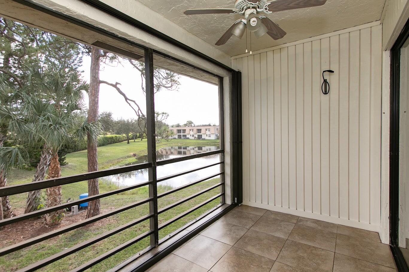 Greenacres Condo: 4464 Oak Terrace Drive