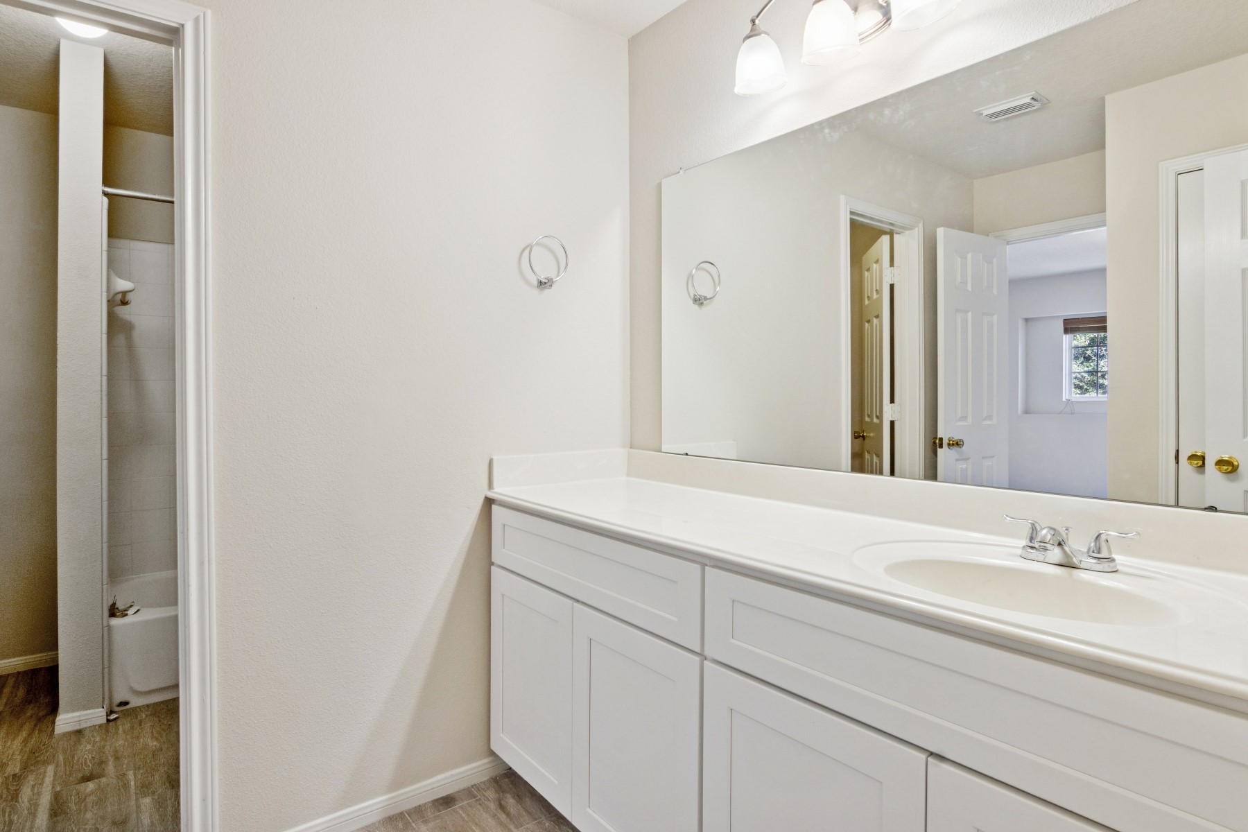 Humble Condo: 20938 Fox Trot Court