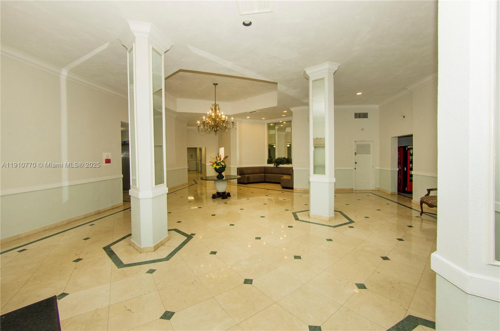 Miami Condo: 1301 Northeast Miami Gardens Drive