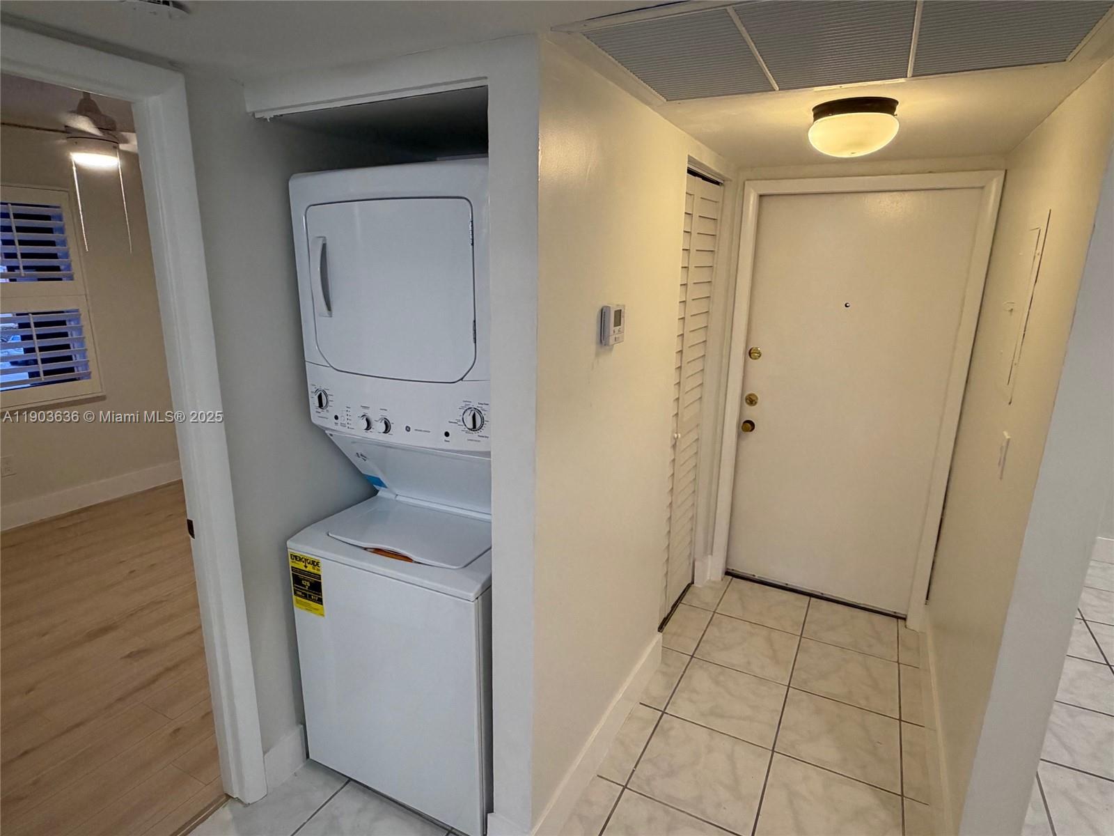 Miami Condo: 871 Northeast 207th Terrace